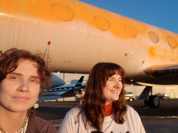 Just Stop Oil protestors spray two private planes orange at Stansted