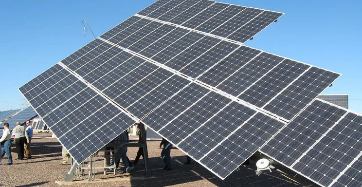 What are solar trackers.