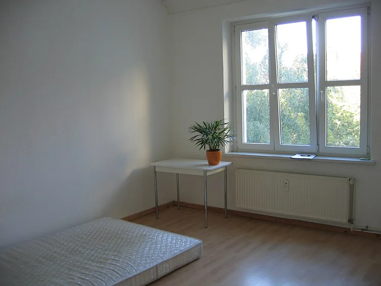 Typical double-glazing installation.
